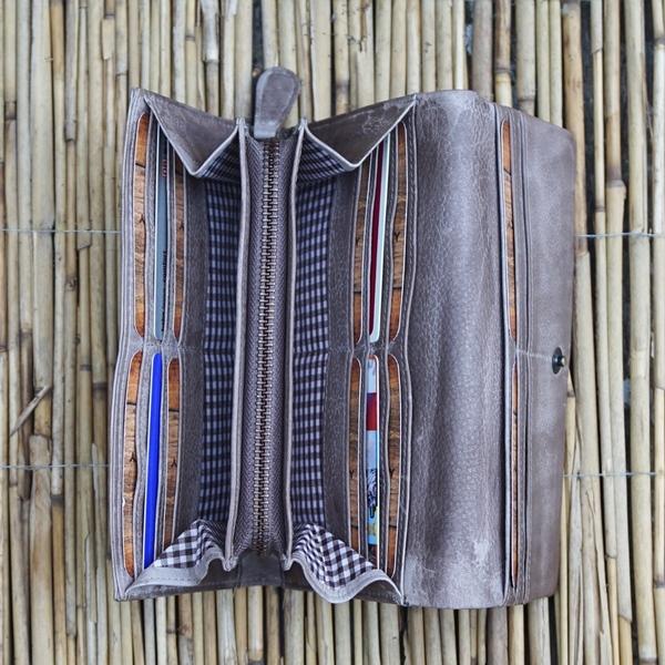 Actual product image Jack kinsky Nassau ladies wallet long