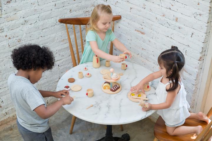 Produktbild Plantoys Bakery Stand Set