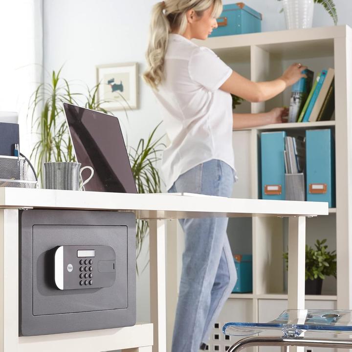 Actual product image Yale Safe (18.60 l)