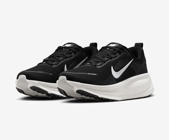 Actual product image Nike Vomero 18 (45)