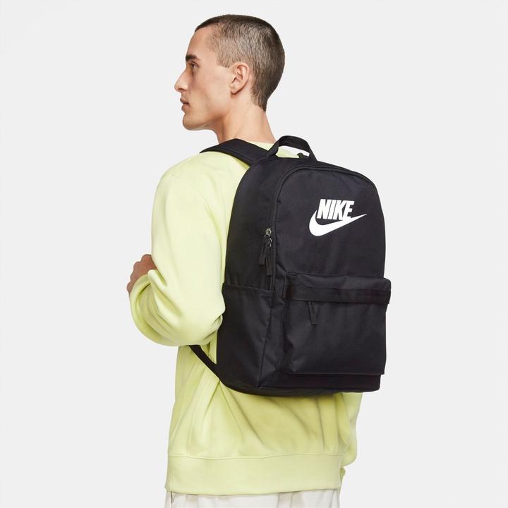 Produktbild Nike Heritage Rucksack schwarz DC4244 010 (P8452) - 194958500108 (26 l)