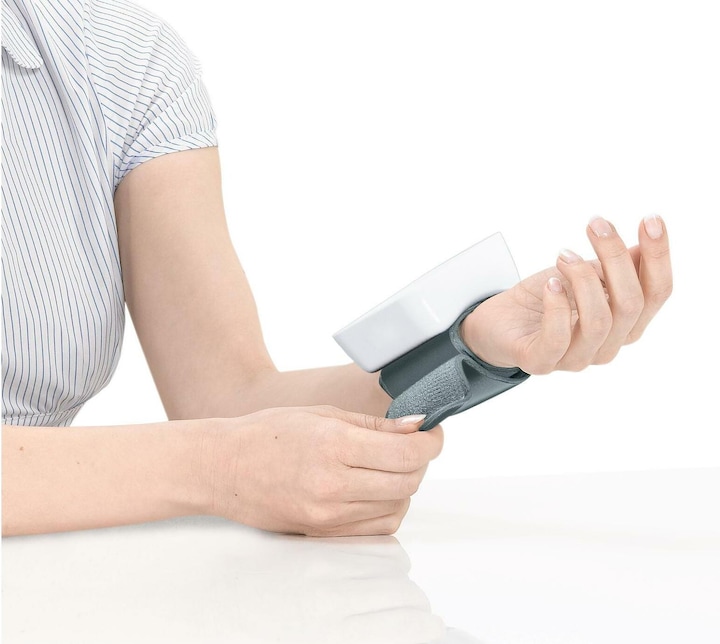Actual product image Sanitas SBC22 (Blood pressure monitor wrist)