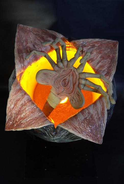 Immagine prodotto Neca Aliens réplique 1/1 mousse Xenomorph Egg & Latex Facehugger 91 cm