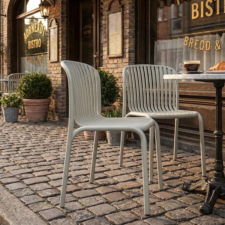 Produktbild Ferne 2er-Set Stapelbarer Gartenstuhl in Beige, moderner Kunststoffstuhl in Bauhaus-Optik