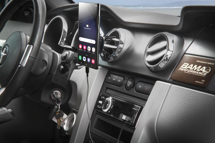 Actual product image Scosche HookUp Premium (1 m, AUX cable)