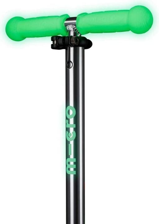Actual product image Micro Scooter Mini Deluxe Glow LED Lime green