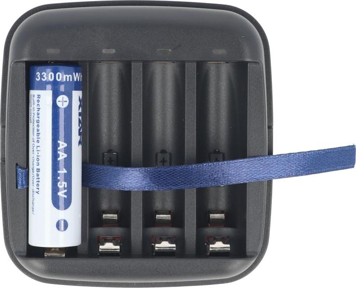Immagine prodotto Xtar Caricatore BC4 per batterie Li-Ion 1.5V e NiMH 1.2V AA AAA (AA, AAA, Batteria + Caricabatterie)