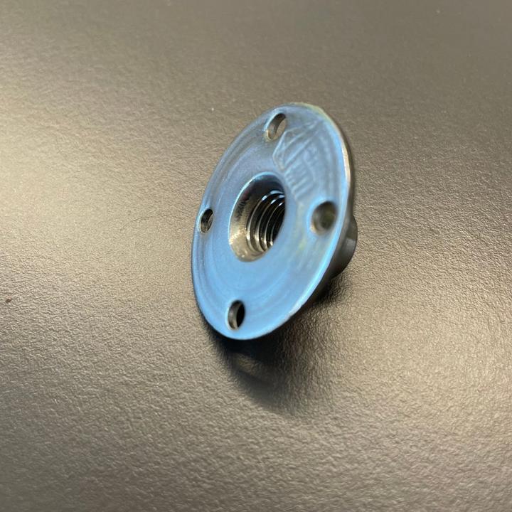 Produktbild Steilheit Spezial-Einschlagmutter M10 für Kletterwände, edelstahl (Panzermutter, Flanschmutter, Anschraubmutte (Silber)