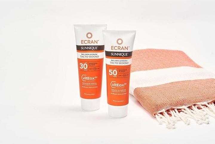 Image du produit Ecran SUNNIQUE gel crema tacto seda SPF30 250 ml (Crème solaire, SPF 30, 250 ml)