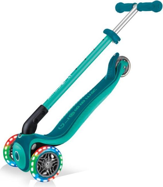 Actual product image Globber Primo Foldable Plus Lights Emerald Green