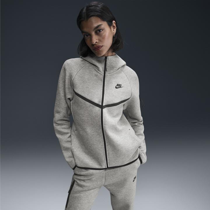 Actual product image Nike Tech Fleece Windrunner (M)