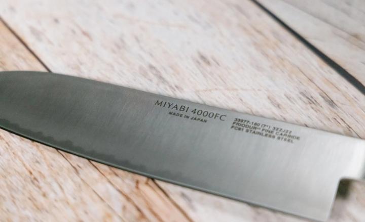 Produktbild Miyabi 4000FC V2 Santoku 18cm (18 cm)