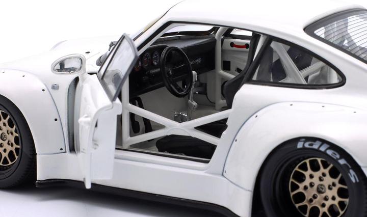 Werk83 Porsche 911 (993) RWB Rauh-Welt Osechi 1:18 - buy at Galaxus
