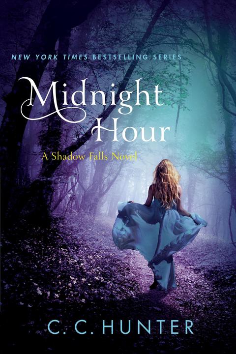 Produktbild Midnight Hour (Englisch, C. C. Hunter, 2016)