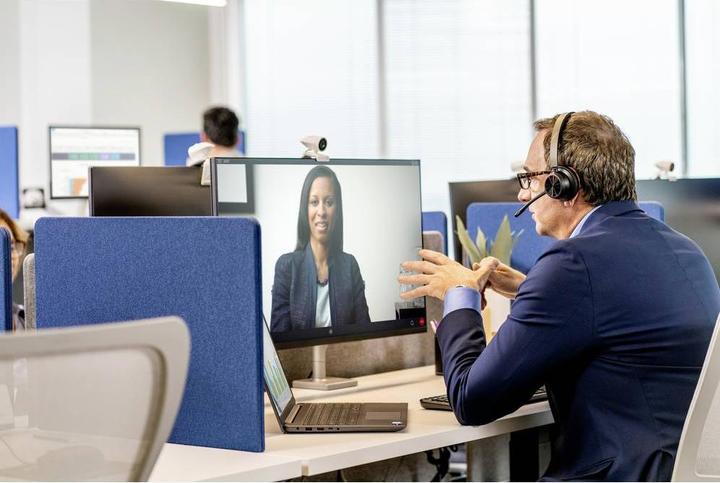 Actual product image Poly Voyager 4320 UC (Wireless, USB-C)