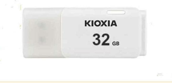 Actual product image Kioxia TransMemory U202 USB flash drive 32 GB Type-A 2.0 Blue - 32 GB (32 GB, USB-A)