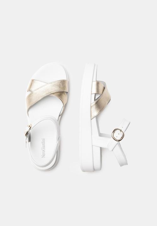 Actual product image Nero Giardini Pamplona (39)