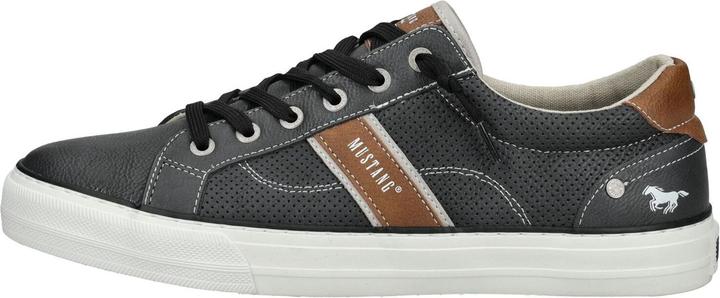 Produktbild Mustang Sneaker (46)