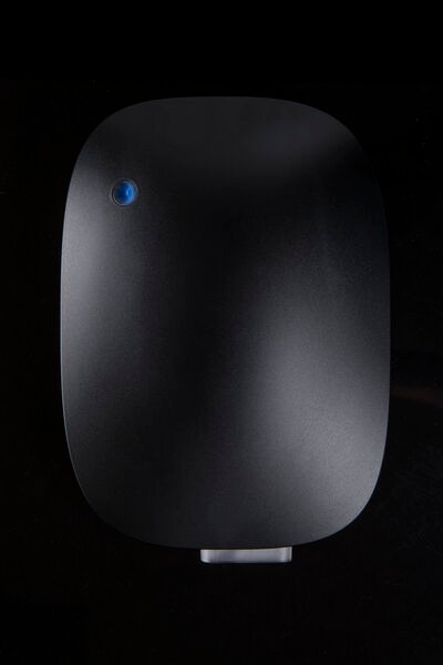 Actual product image Airtame Hub with Core Licence