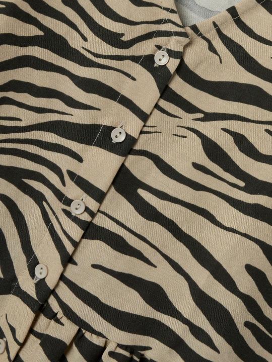 Actual product image Lmtd Zebra top (158, 164)