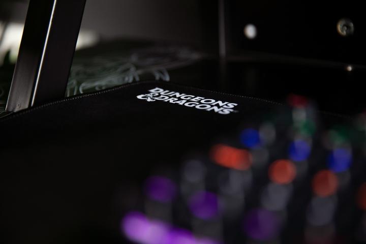 Produktbild Konix Dungeons & Dragons Mousepad (XXL)