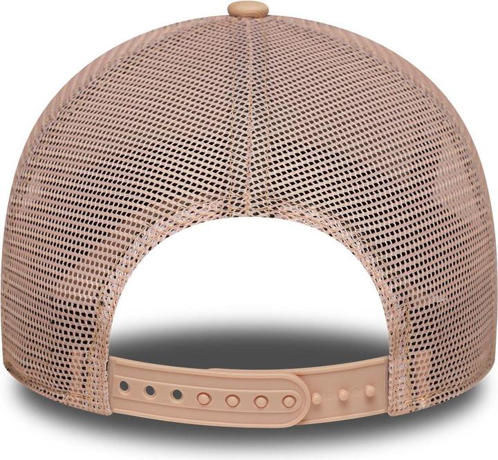 Actual product image New Era Damen A-Frame Trucker Cap New York Yankees Beige