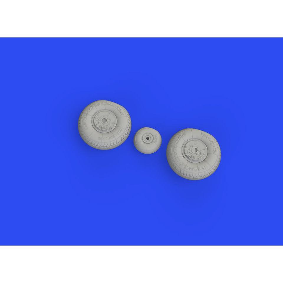 Eduard Pe-2 wheels for ZVEZDA