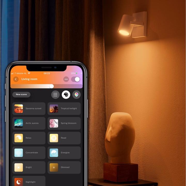 Actual product image Philips Hue Argenta Base BT (350 lm, GU10)
