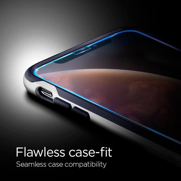 Actual product image Spigen Glass FC HD (1 pcs., Apple iPhone 11 Pro)