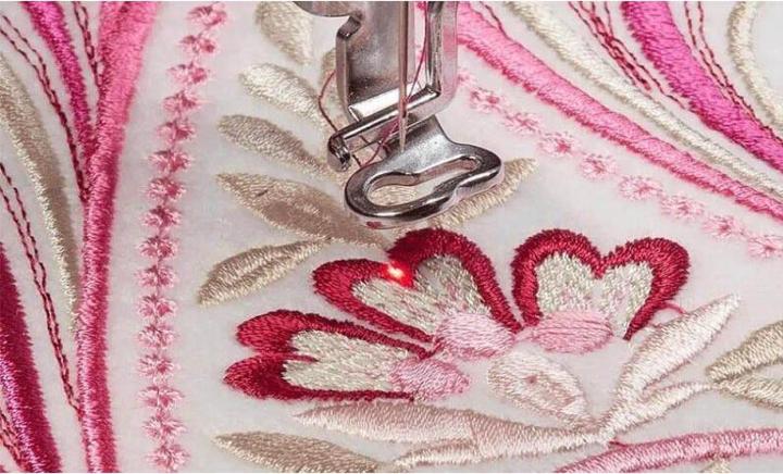 Actual product image Brother Innov-is V3 LE Embroidery Machine