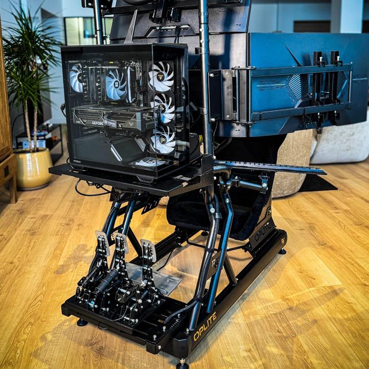 Actual product image Oplite R8 CPU Holder retail (freight forwarding)
