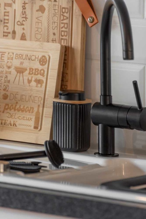 Actual product image Wenko Rotello