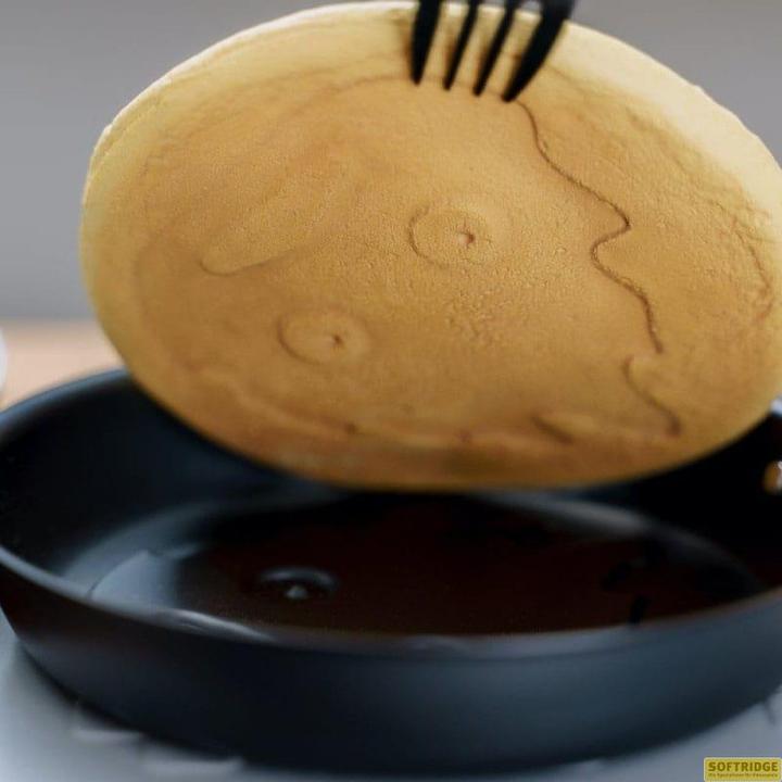 Productafbeelding Benelic Le Château ambulant poêle à crêpes Calcifer (17 cm, Crêpe pan, Roestvrij staal)
