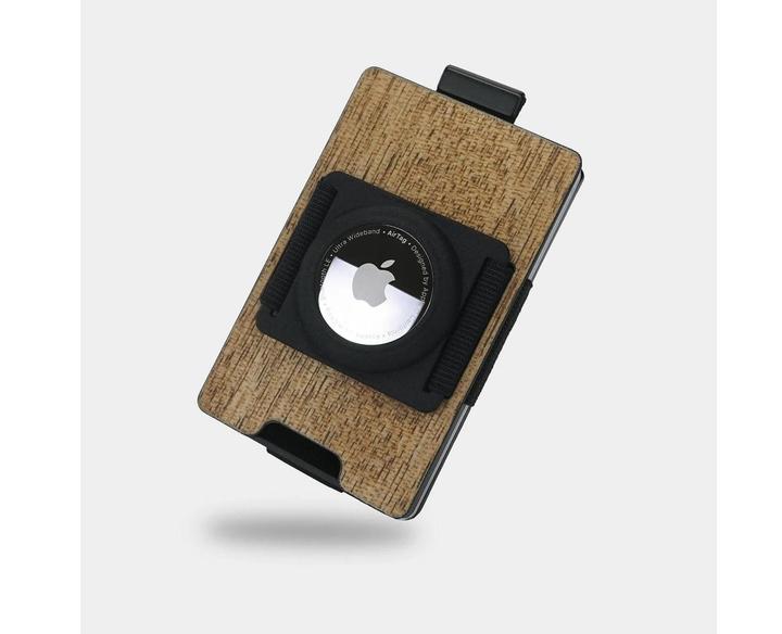 Actual product image Aviator Wallet SLIDE, Wood Carbon Fiber with AirTag Cash Clip