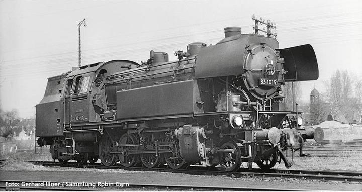 Actual product image Piko Steam locomotive BR 83.10 DR Ep.III,DC (Track H0)