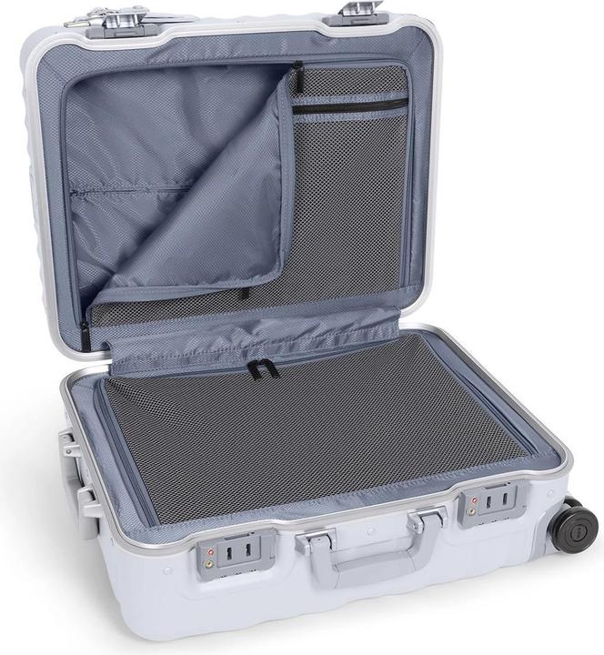 Actual product image Tumi 19 Degree Continental 4 Wheel Carry-on