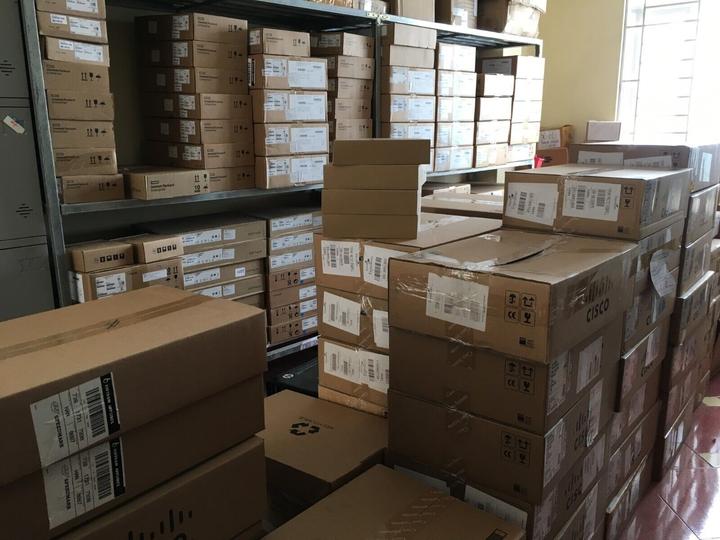 Image du produit Cisco Catalyst 9200CX - L'essence du réseau (12 ports)