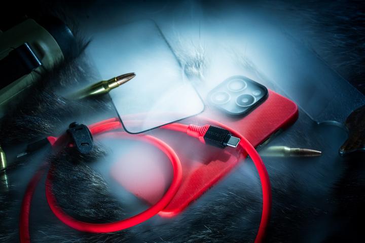 Immagine prodotto Tactical Red Limited Edition Combo für Apple iPhone 15 Pro Max (Apple iPhone 15 Pro Max)