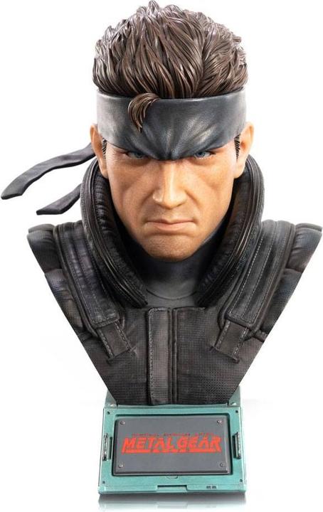 Actual product image First 4 Figures Metal Gear Solid buste 1/1 Solid Snake 56 cm