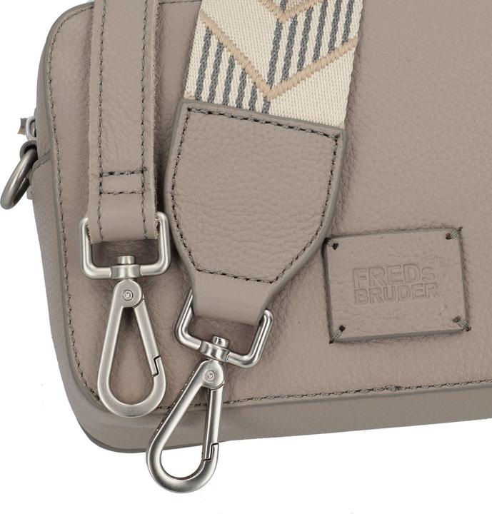 Produktbild FredsBruder Feeling Good Umhängetasche Leder 20 cm