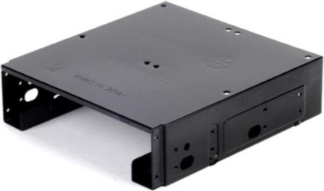 Silverstone Einbaurahmen für 2.5" und ein 3.5" Laufwerke in einen 5.25" Schacht