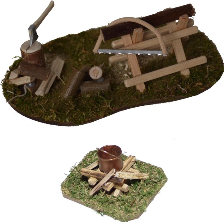 Produktbild Alfred Kolbe Krippen 2-teiliges Weihnachtskrippen-Zubehör-Set: Sägeplatz und Hackplatz