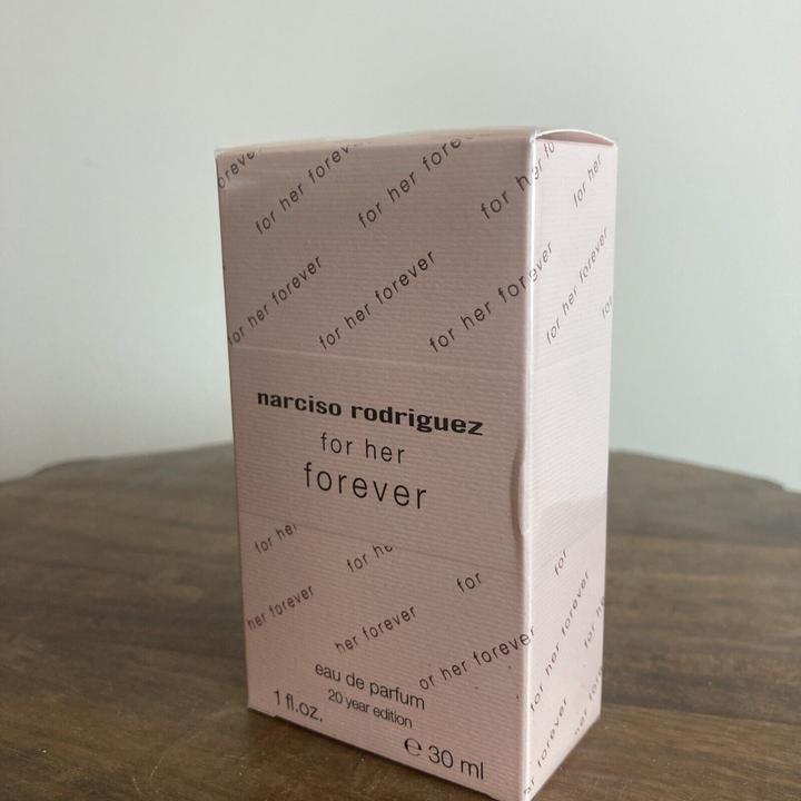 Produktbild Narciso Rodriguez Eau de Parfum Forever (Eau de Parfum, 250.25 ml)