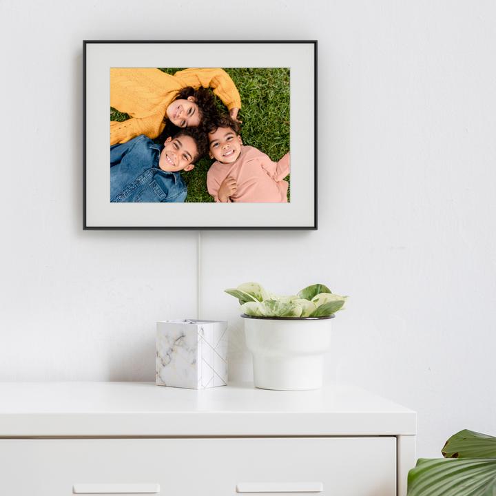 Produktbild Aura Frames Photoframe - Walden - Textured Mat (15", 1280 x 800 Pixel)