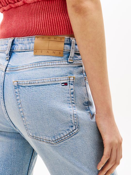 Image du produit Tommy Jeans Faded Mid Rise Bootcut Jeans (32)