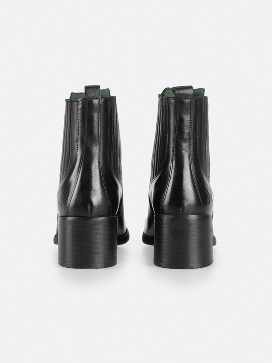 Produktbild Felmini MIRA D947 Elegante Stiefelette mit niedrigem Absatz, gefertigt aus weichem Leder. Diese stilvollen S (41)