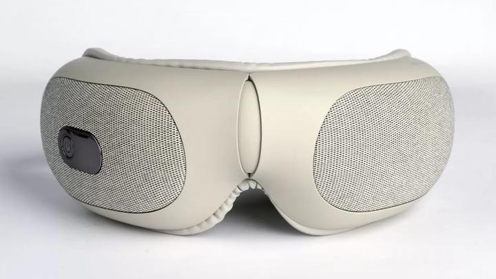 Actual product image Green Lion Eye Massager