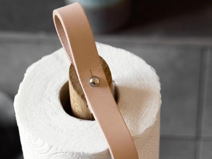 Immagine prodotto Piffany Copenhagen byWirth Hands On Table Portasciugamani in pelle, metallo, quercia marrone, legno