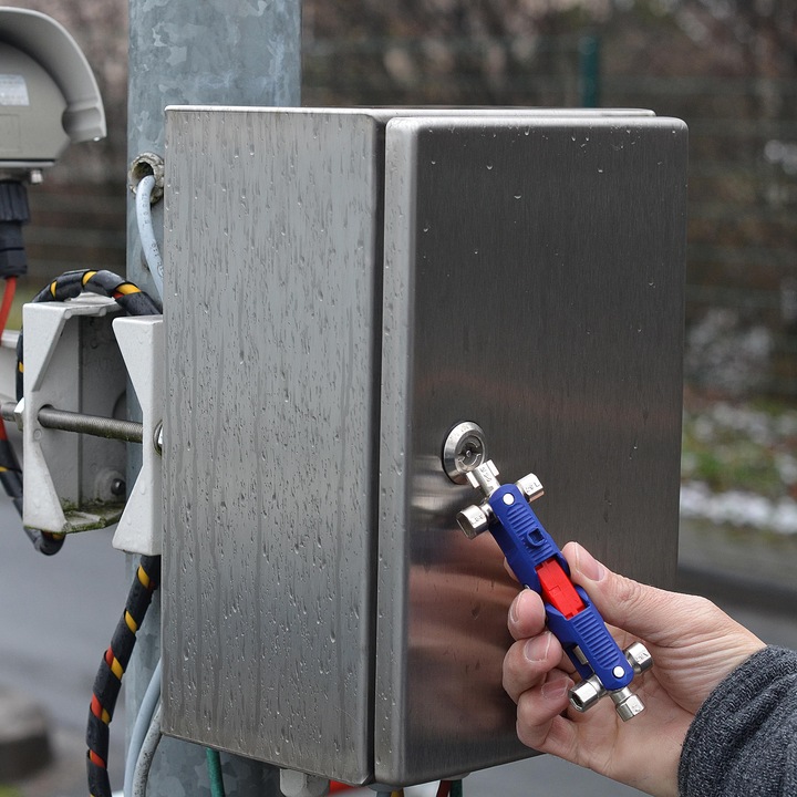 Productafbeelding Knipex Schakelkast sleutel JointKey Quadro (10 mm, 5 mm)