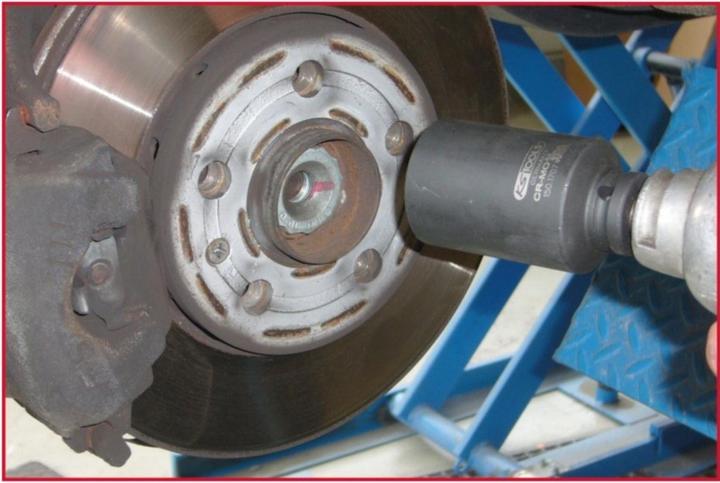 Actual product image KS Tools 1/2" Special Cardan Shaft Power Socket
